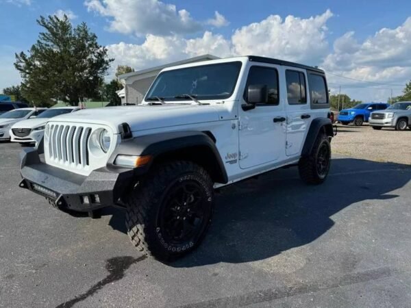 2018 Jeep Wrangler Unlimited Sport 4dr SUV 4WD (3.6L 6cyl 8A)