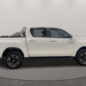 2020 Toyota Hilux 4WD Automatic Review