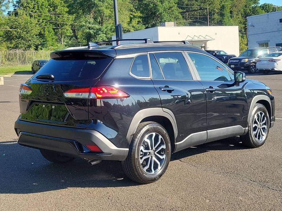 2023 Toyota Corolla Cross Hybrid SE 4dr SUV ( Best Deals) - Certified Pre-Owned