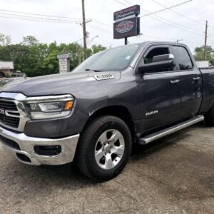 2019 Ram 1500.  4dr Crew Cab 4WD 5.6 ft SB (5.7L 8cyl 8A)