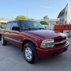 2004 Chevrolet S-10. 4dr Crew Cab LS 4WD SB